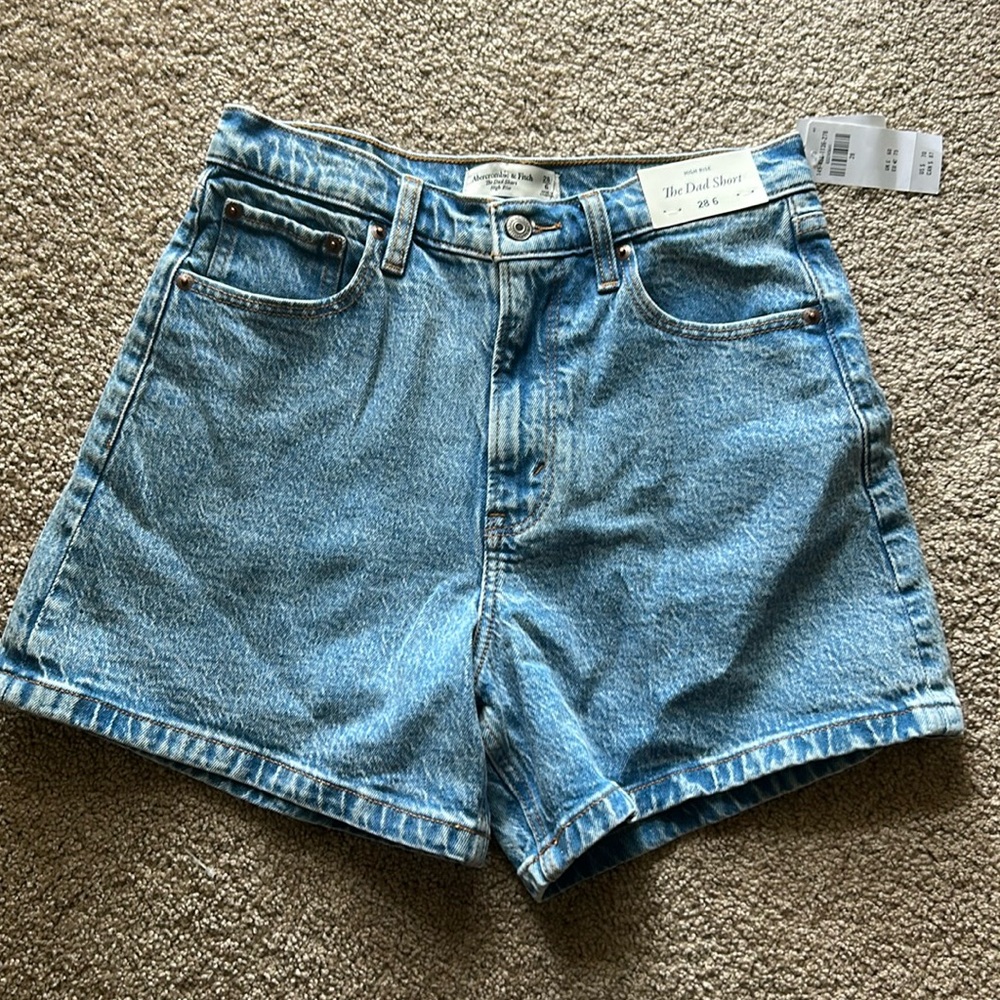 NWT - (Sold out color from last year) A&F High Rise Dad Shorts